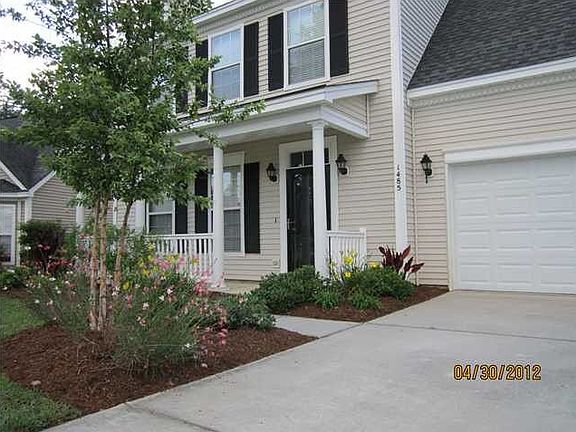 House - Driveway View