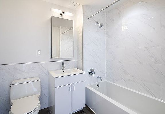 5th image of 171 W 131st St APT 618