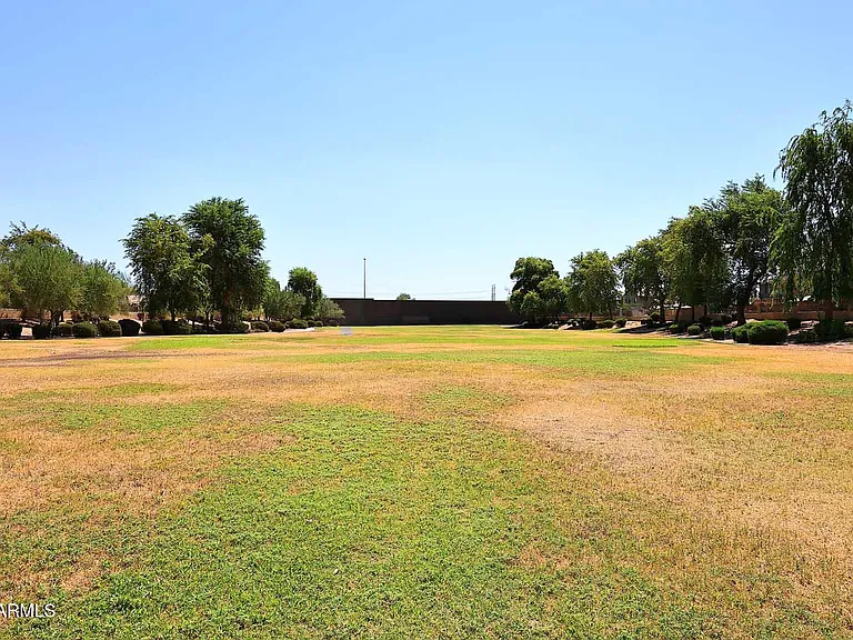 6222 W Warner St — Photo 10