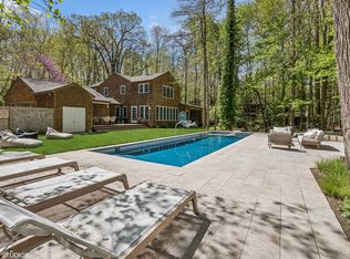 13760 Swans Way, Harbert, MI 49115