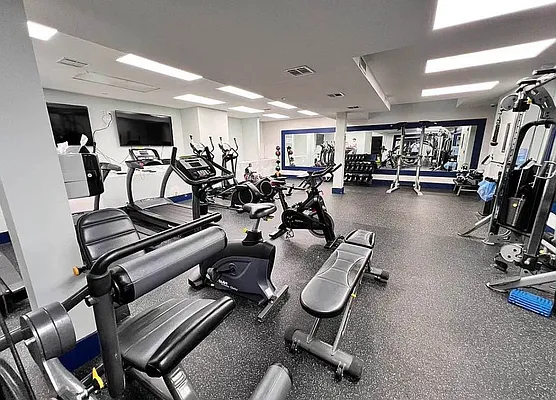 Rented by ERNY LLC | media 40