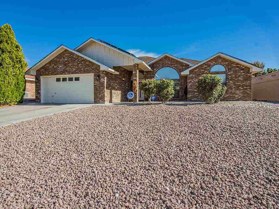 1st image of 2436 Cherry Hills Dr