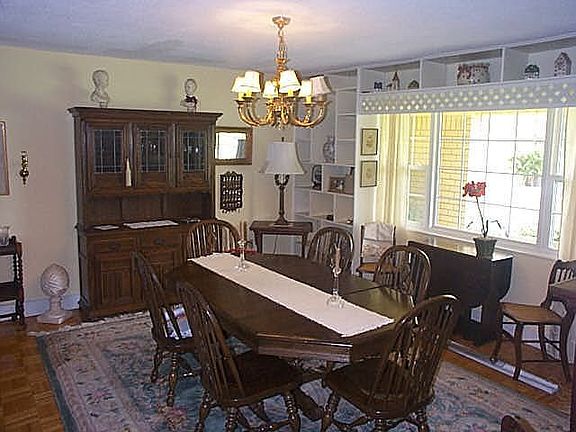 Formal dining room