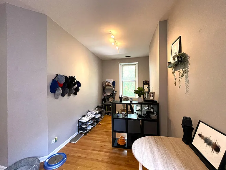 744 N Wolcott Ave #2F — Photo 8