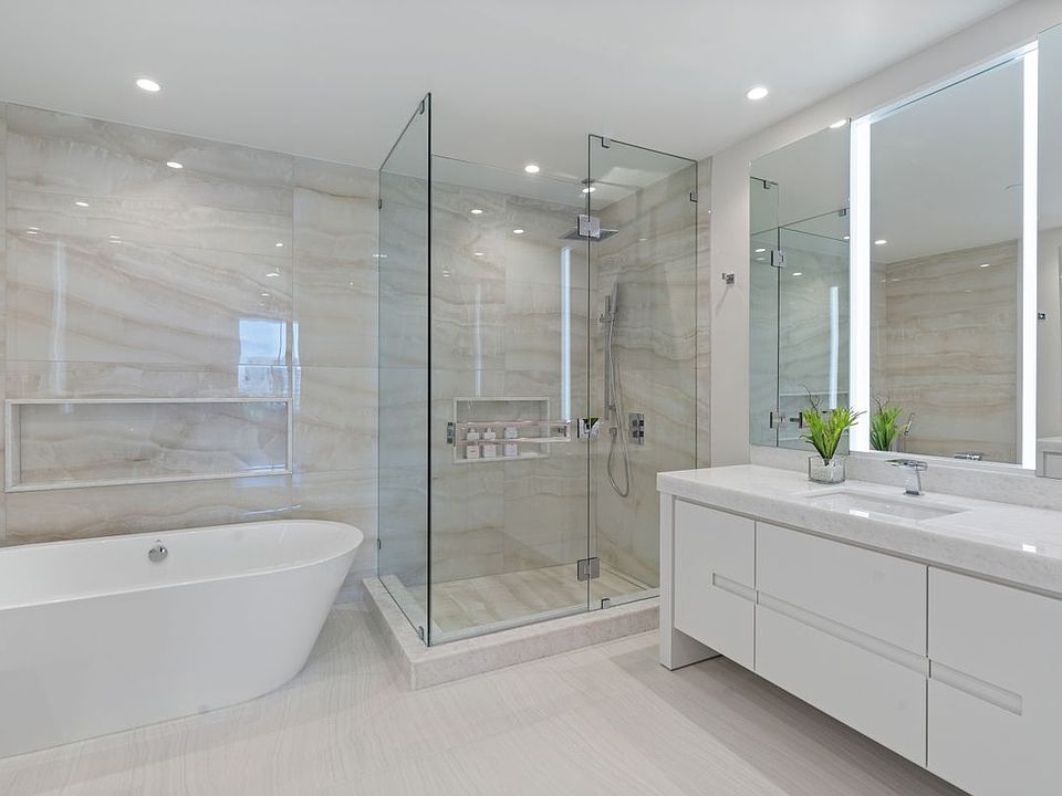 2nd image of 220 SE Mizner Blvd #604