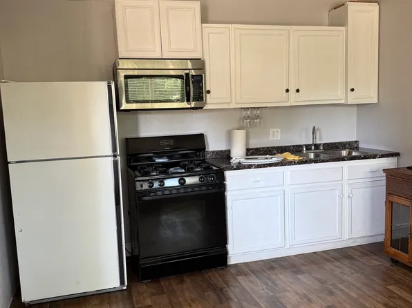 17757 Elkwood St #A, Reseda, CA 91335