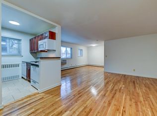 1 Waterview Dr #18E2, Pt Washington, NY 11050