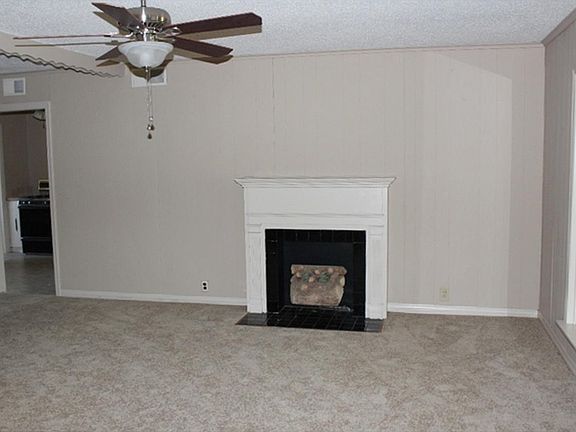 4th image of 1432 NW 23rd St