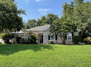 27 Oakland Pointe Cir, Oakland, FL 34760