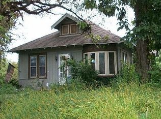 714 W 8th St N, Newton, IA 50208