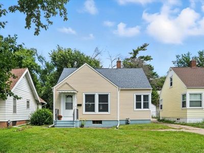 306 21st St NE, Cedar Rapids, IA, 52402