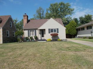 226 Meadowbrook Ave SE, Warren, OH