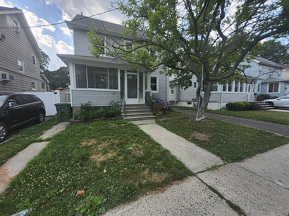 2nd image of 208 Clover St