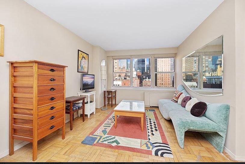 1st image of 155 E 34th St APT 14V