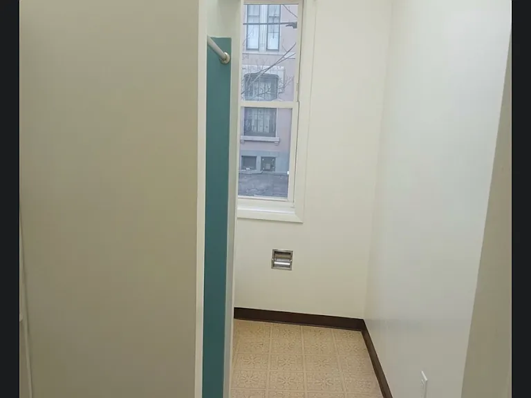 292 S Franklin St #29 — Photo 11