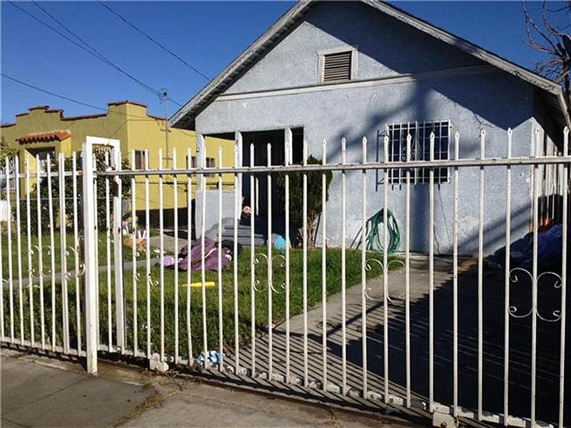 2nd image of 8736 Bandera St