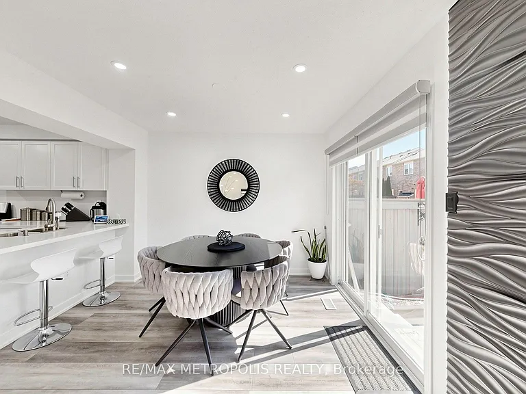 75 Willet Ter — Photo 8