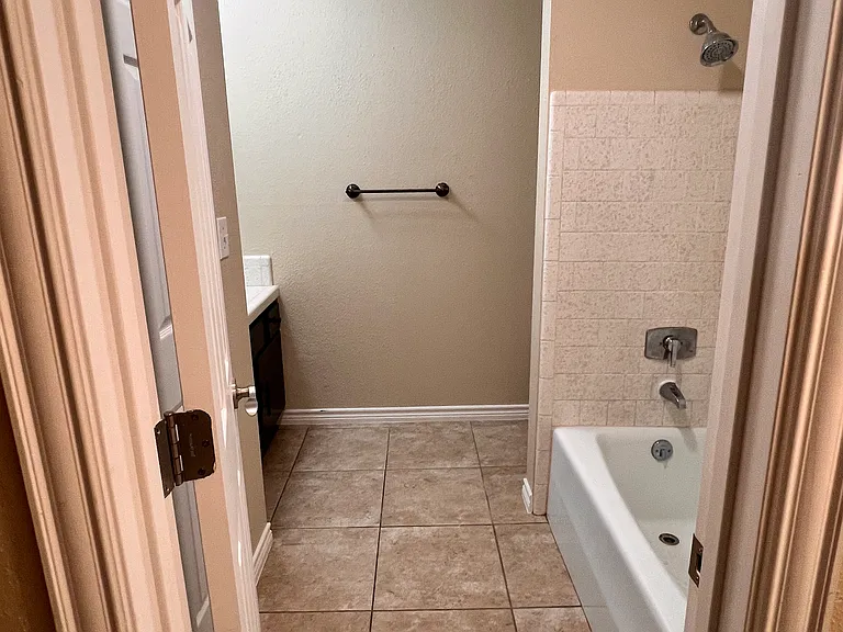 27803 Calvert Rd — Photo 23