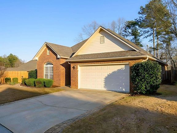 3rd image of 712 Narrows Point Cir