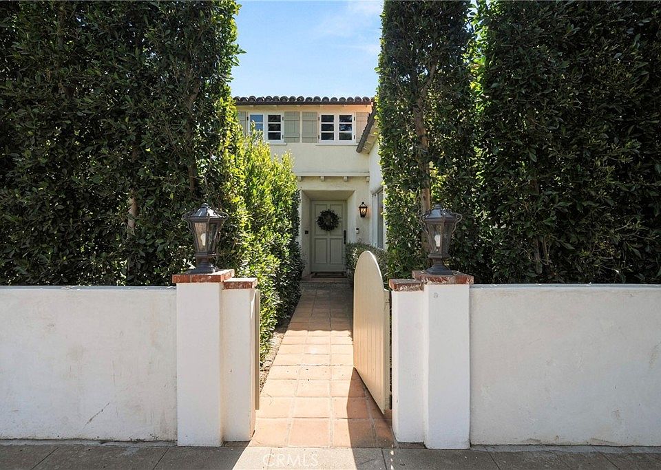 1st image of 2520 Alta Ave