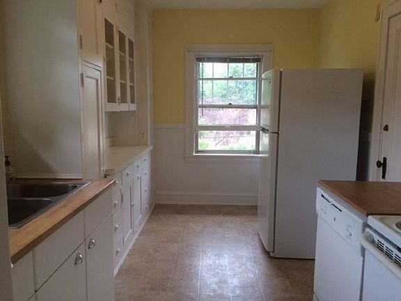 5th image of 5020 Russell Ave S