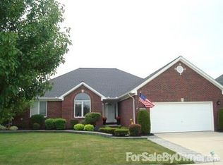 21878 Town Gate Dr, Macomb, MI