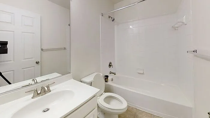 12299 Eastern Ave — Photo 9