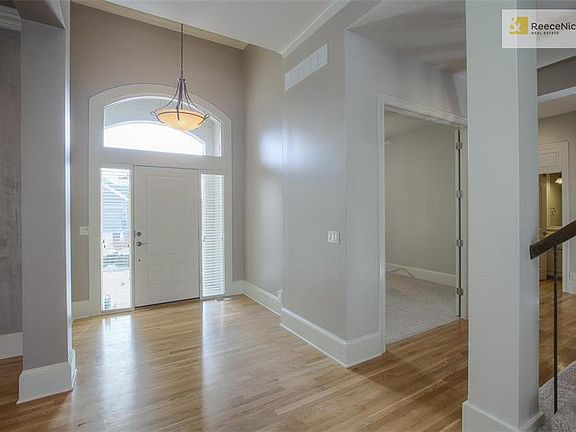 4th image of 11010 W 145th Pl