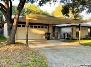 6759 Country Field Dr, San Antonio, TX 78240