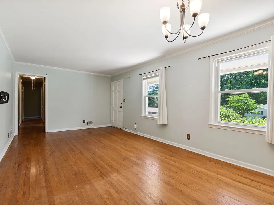 1876 Cameo Ct