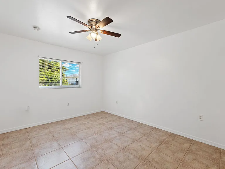 221 Meadow Rd — Photo 19