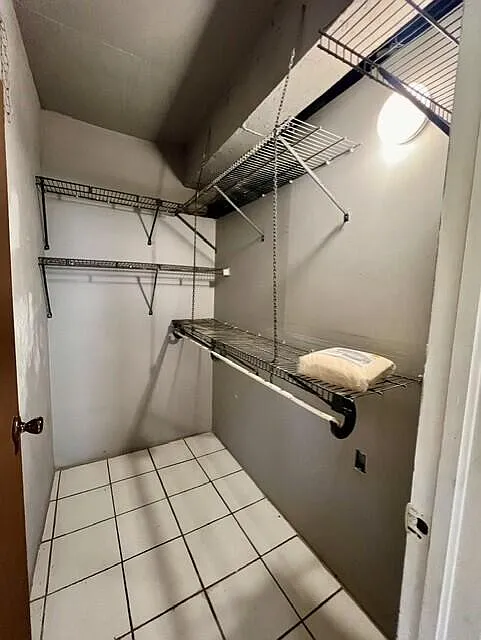 1 bed, $1,400 — Photo 2