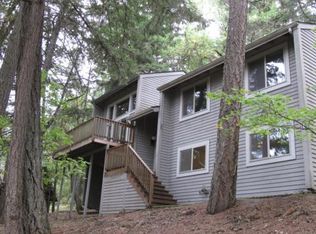 451 Brookside Dr, Eugene, OR 97405