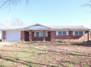1038 Dogwood Ln, Sullivan, MO 63080