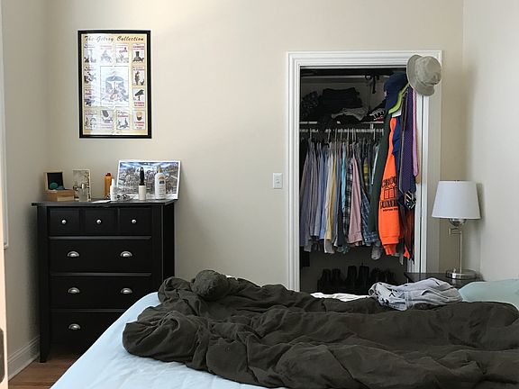 4th image of 851 Lasalle St #4south