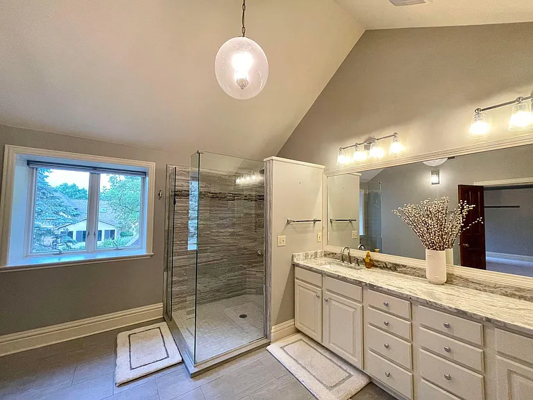 8034 Balmoral Ct — Photo 27