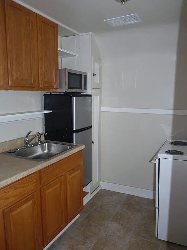 1 bed, 750 sqft, $1,025 — Photo 4
