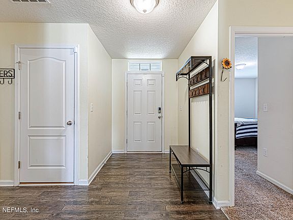 5th image of 12162 ORCHID Court