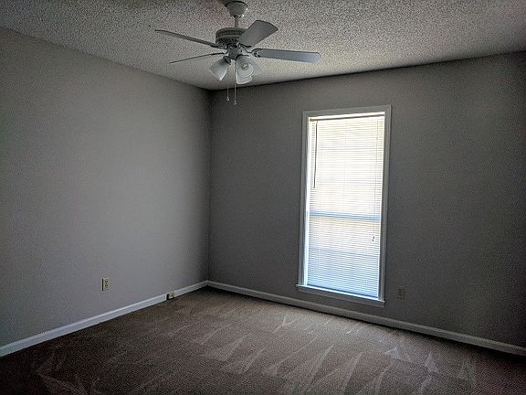 4th image of 13 Brentwood Pl