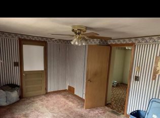 11 S Center St, Bellingham, MA 02019