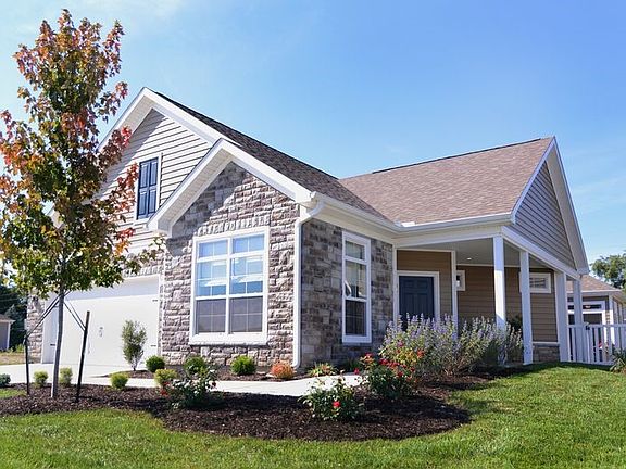2nd image of 3883 Estella Dr