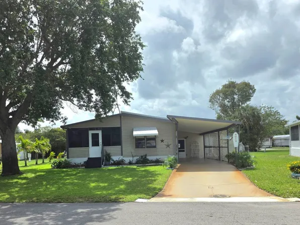 4054 68th St N #803, West Palm Beach, FL 33404