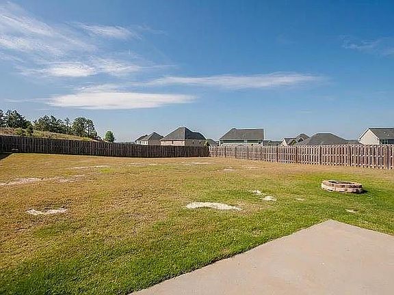 4th image of 4573 Logans Way