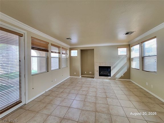 4th image of 517 Bachelor Button St