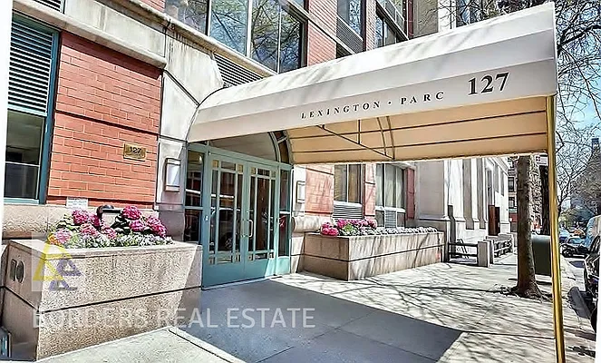 Sold by Borders Real Estate | media 4