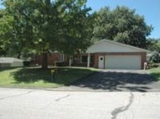 1705 Meadow Ln, Atchison, KS 66002