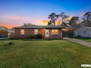 318 Glen Canyon Dr, Fayetteville, NC 28303