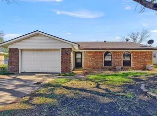 749 Hillside Dr, Sherman, TX 75090