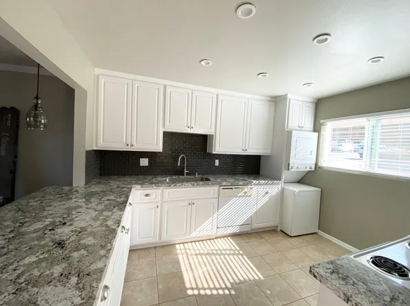 4624 W Point Loma Blvd Unit 14, San Diego, CA 92107