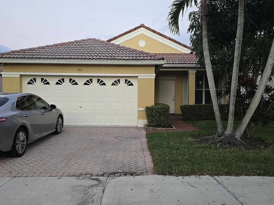 1st image of 756 Sand Creek Cir